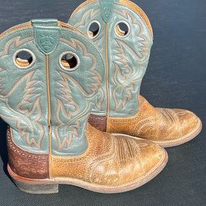 Ariat roughstock boots